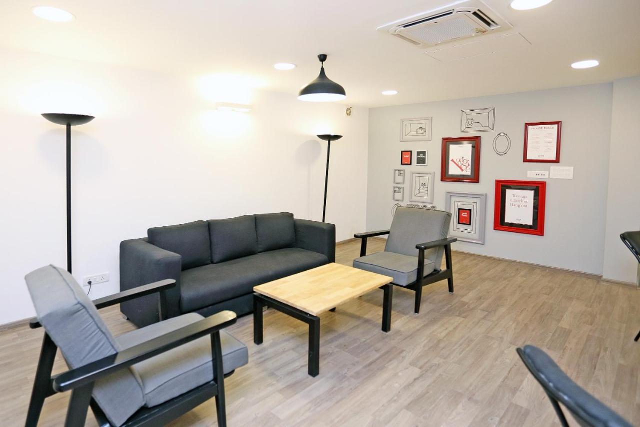 Oyo Townhouse 17 Huda City Center Near Leisure Valley Park Gurgaon Bagian luar foto
