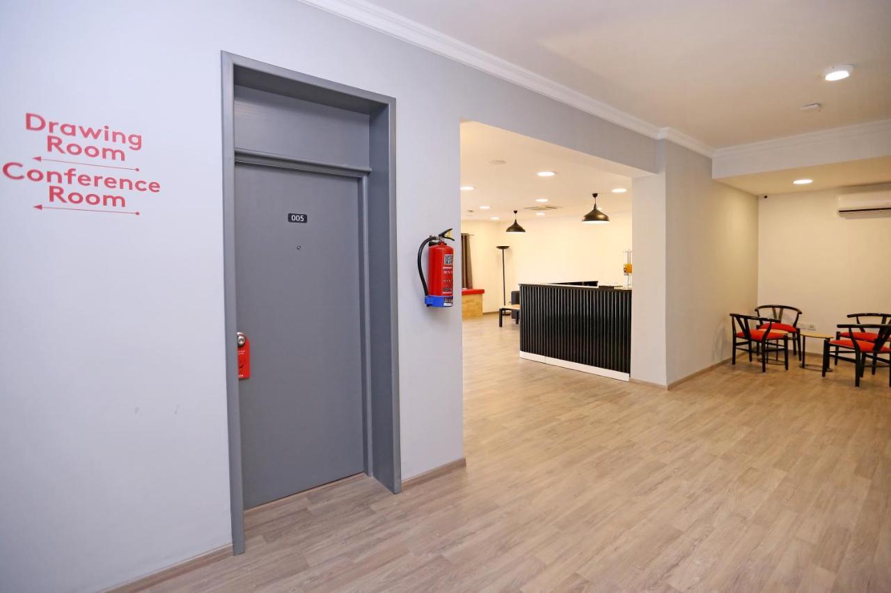 Oyo Townhouse 17 Huda City Center Near Leisure Valley Park Gurgaon Bagian luar foto